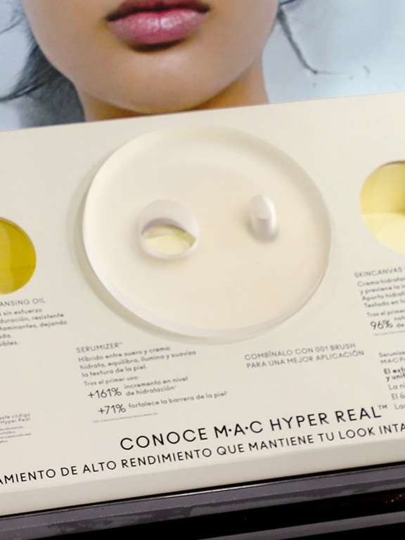 MAC - Expositor Tienda